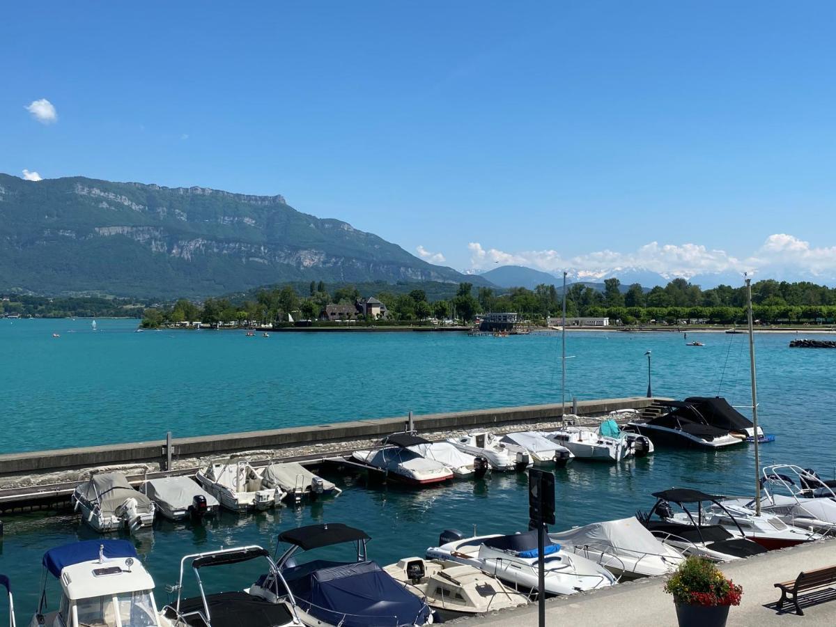Echappee Belle Au Bord Du Lac لو بورْجيه دو لاك المظهر الخارجي الصورة