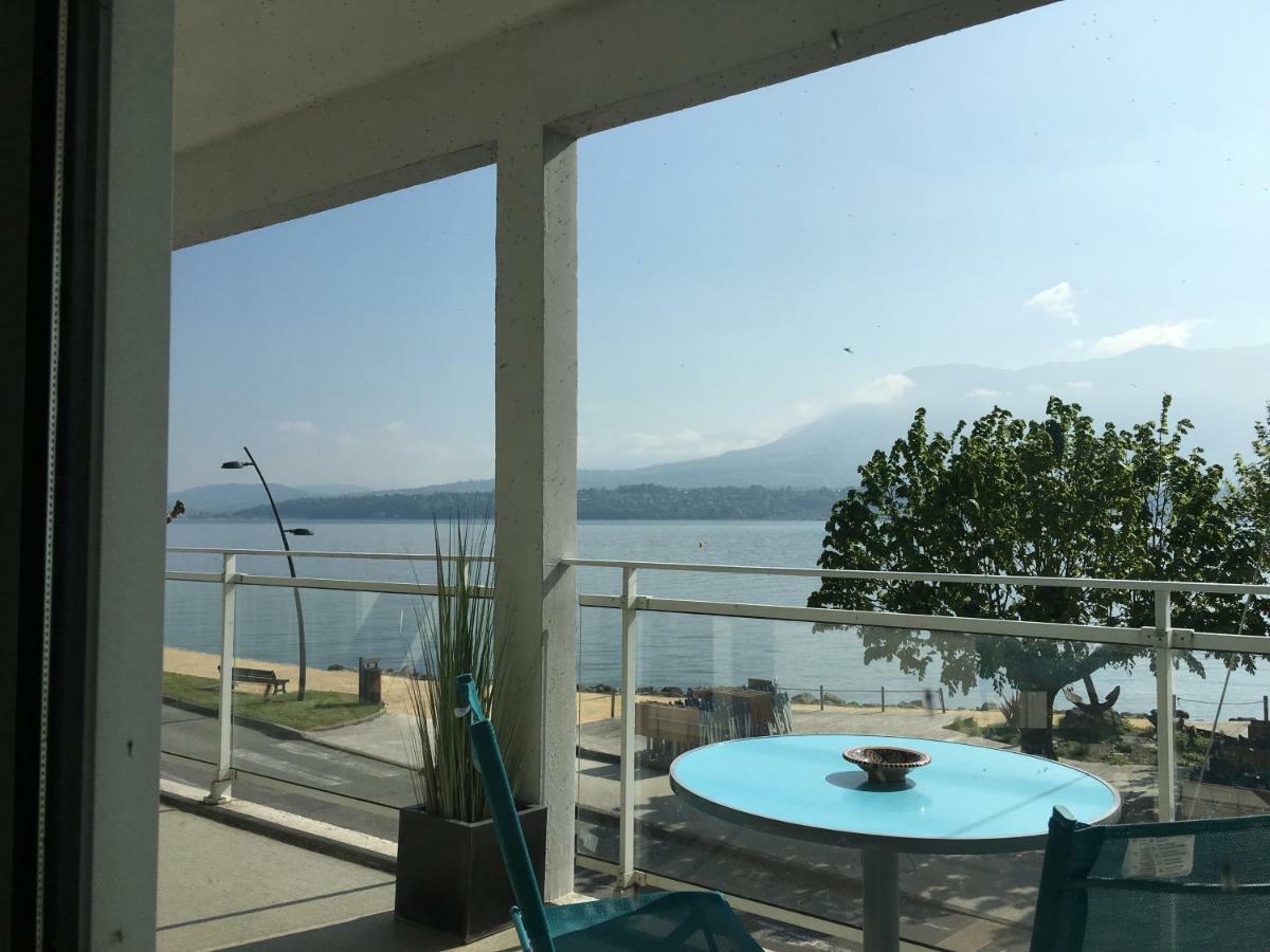 Echappee Belle Au Bord Du Lac لو بورْجيه دو لاك المظهر الخارجي الصورة